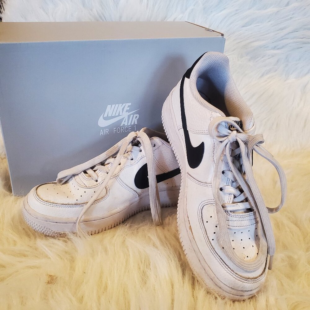 Nike Air Force 1 Low White Black (2024) (GS) FV5948-101 Size 7Y/Womens 8.5